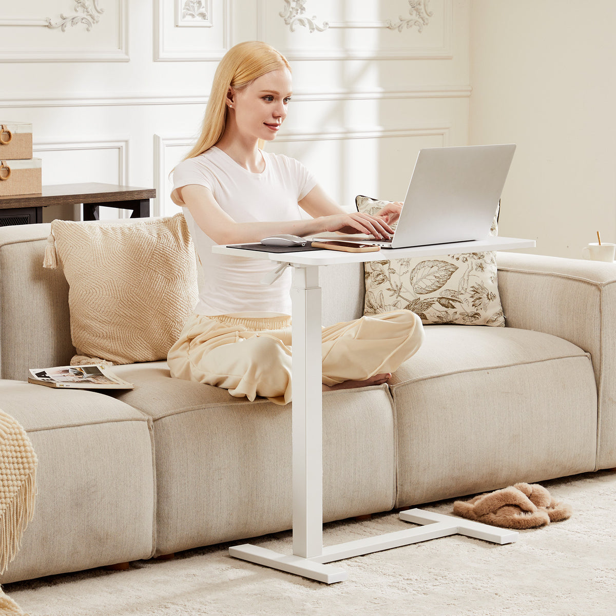 Adjustable Mobile Bed Table, Computer Desk, Mobile Standing Table - Nook & Nest