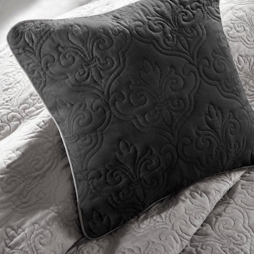 7 Piece Quilt Set With Euro Shams And Throw Pillows Beige FullQueen - Nook & Nest